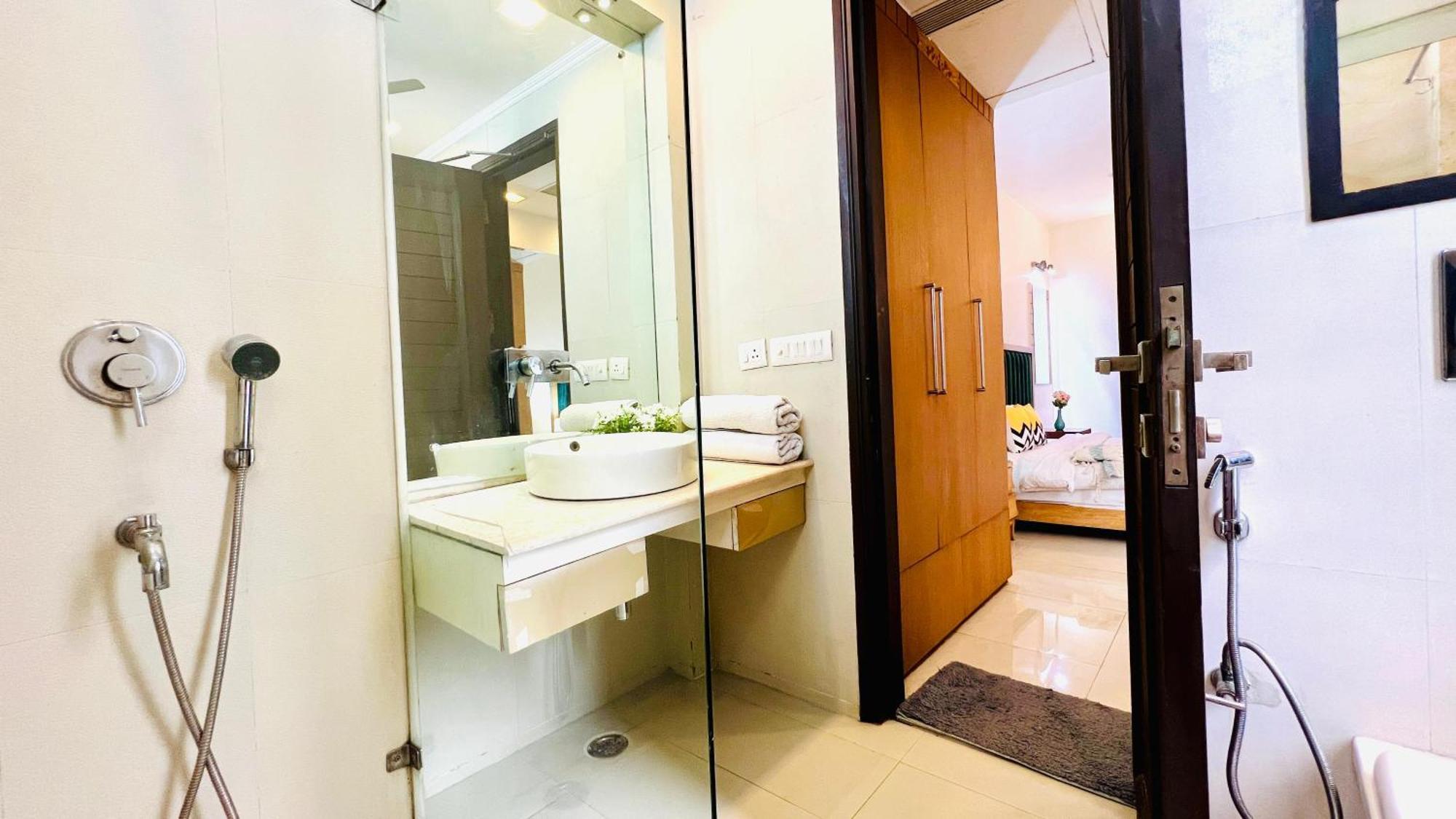 Olive Service Apartments - Greater Kailash Neu-Delhi Zimmer foto